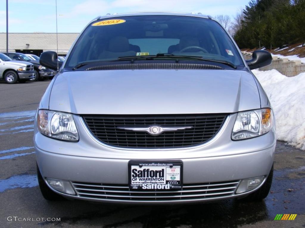 2003 Town & Country Limited - Bright Silver Metallic / Gray photo #2