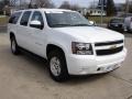 Summit White - Suburban LT 4x4 Photo No. 3