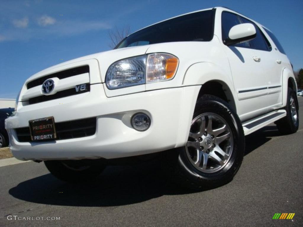 2007 Sequoia SR5 - Super White / Light Charcoal photo #1