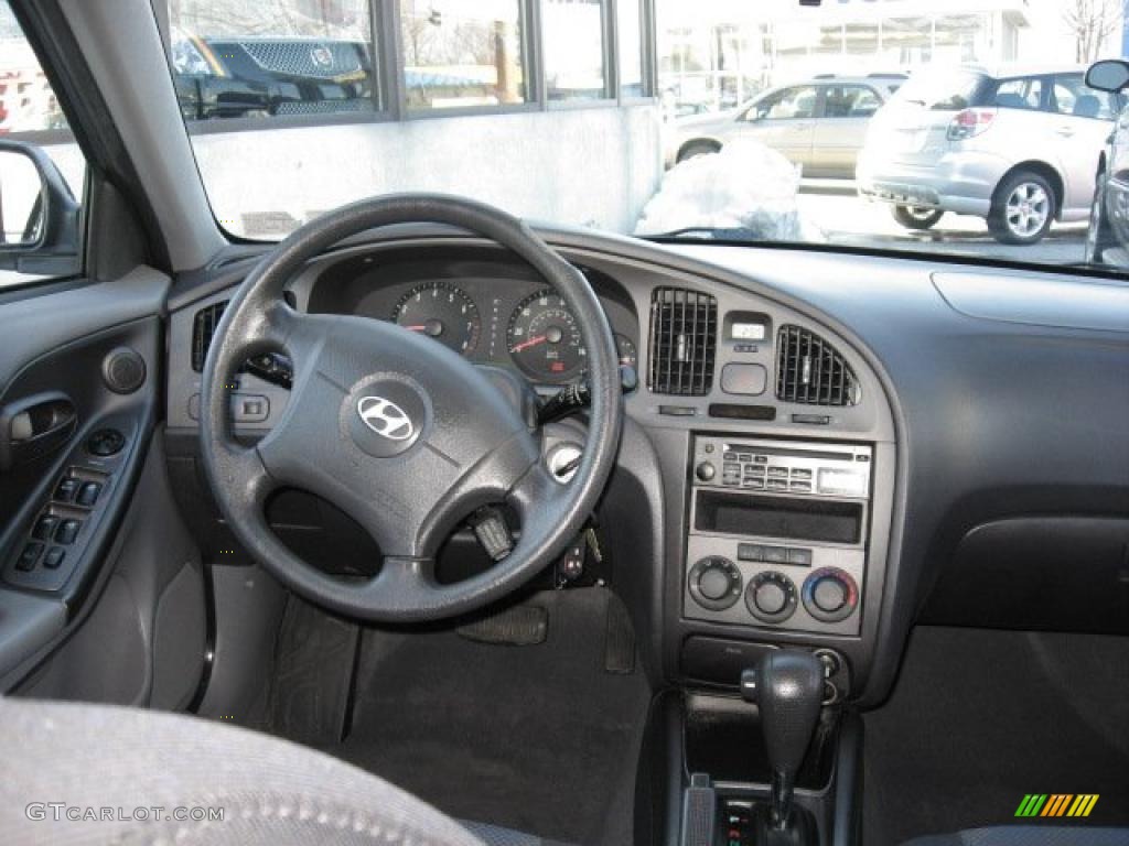 2006 Elantra GLS Hatchback - Ebony Black / Gray photo #10