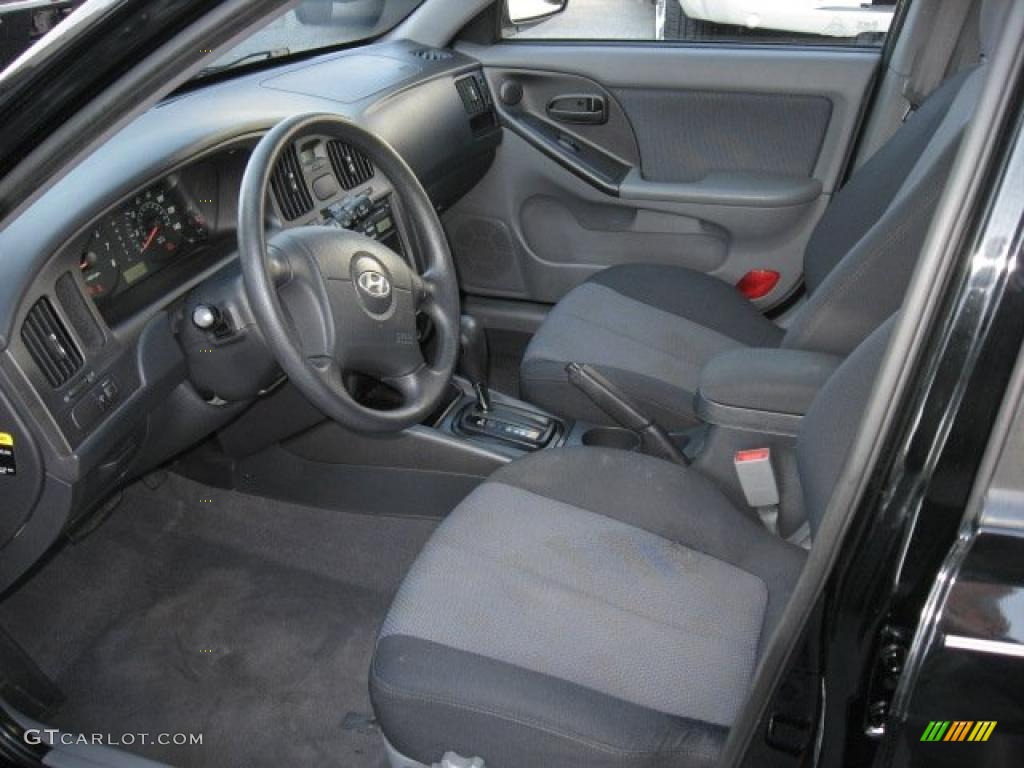 2006 Elantra GLS Hatchback - Ebony Black / Gray photo #11