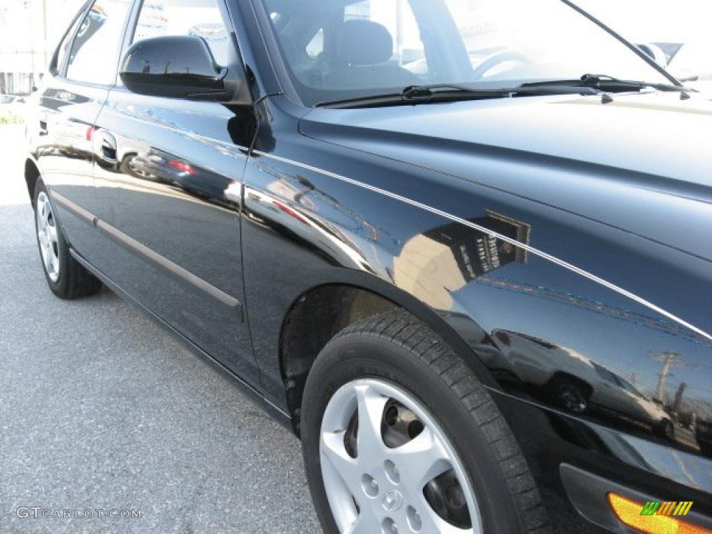 2006 Elantra GLS Hatchback - Ebony Black / Gray photo #38
