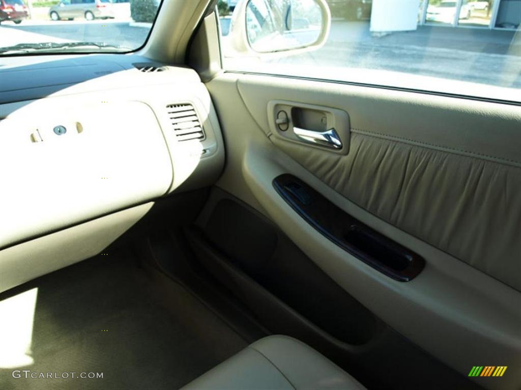 2001 Accord EX Sedan - Naples Gold Metallic / Ivory photo #12