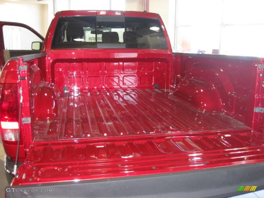 2010 Ram 2500 Big Horn Edition Crew Cab 4x4 - Inferno Red Crystal Pearl / Light Pebble Beige/Bark Brown photo #33