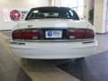 2003 White Buick Park Avenue   photo #4