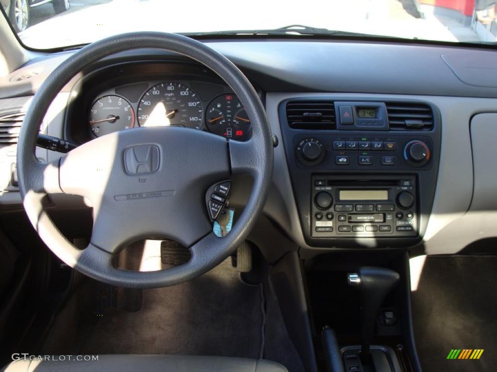 2002 Accord SE Sedan - Nighthawk Black Pearl / Quartz Gray photo #18