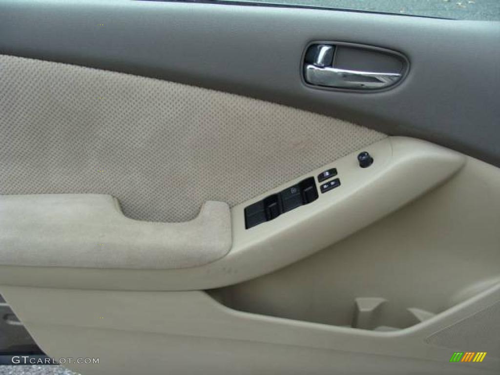 2007 Altima 2.5 S - Pebble Beach Metallic / Blond photo #7