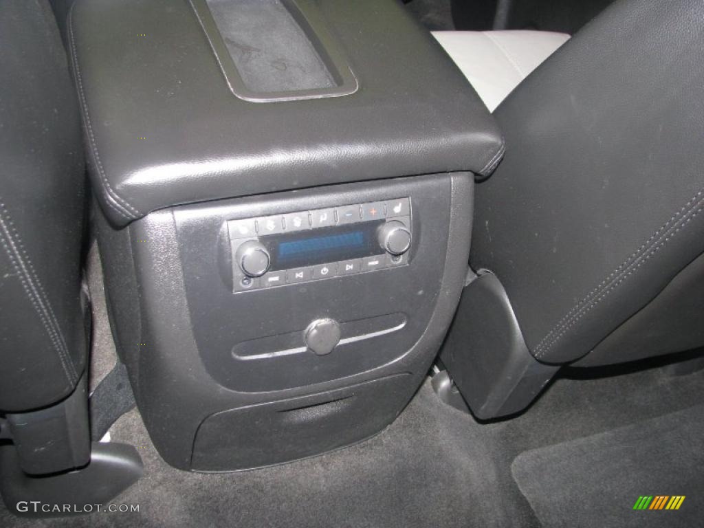 2007 Tahoe Z71 4x4 - Summit White / Ebony photo #28