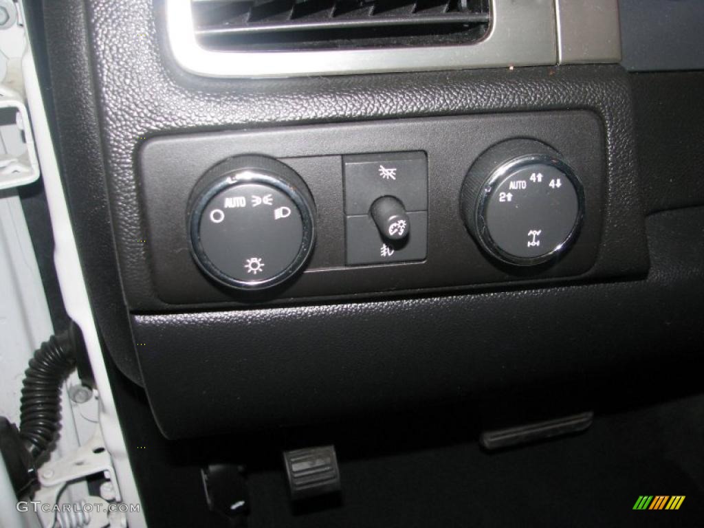 2007 Tahoe Z71 4x4 - Summit White / Ebony photo #29