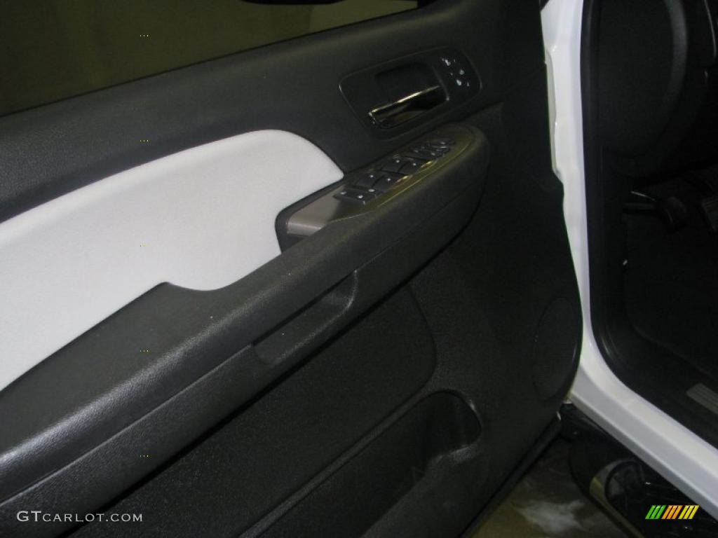 2007 Tahoe Z71 4x4 - Summit White / Ebony photo #31