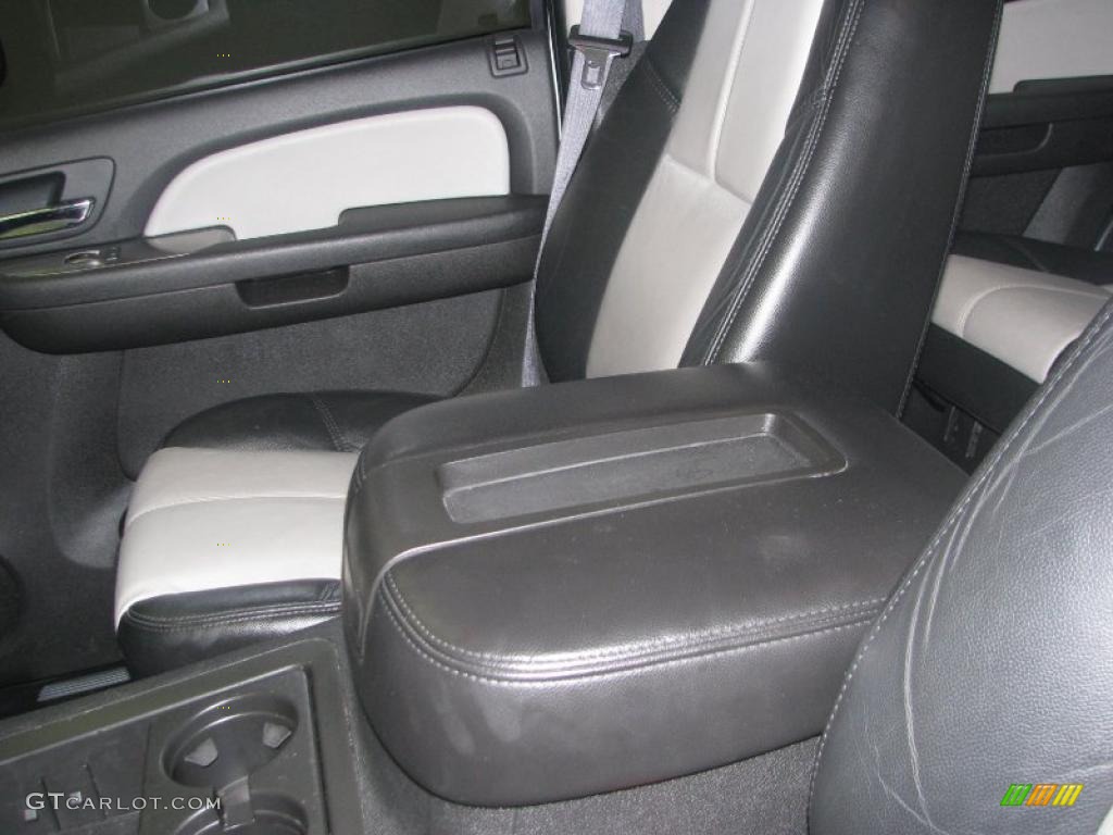 2007 Tahoe Z71 4x4 - Summit White / Ebony photo #34