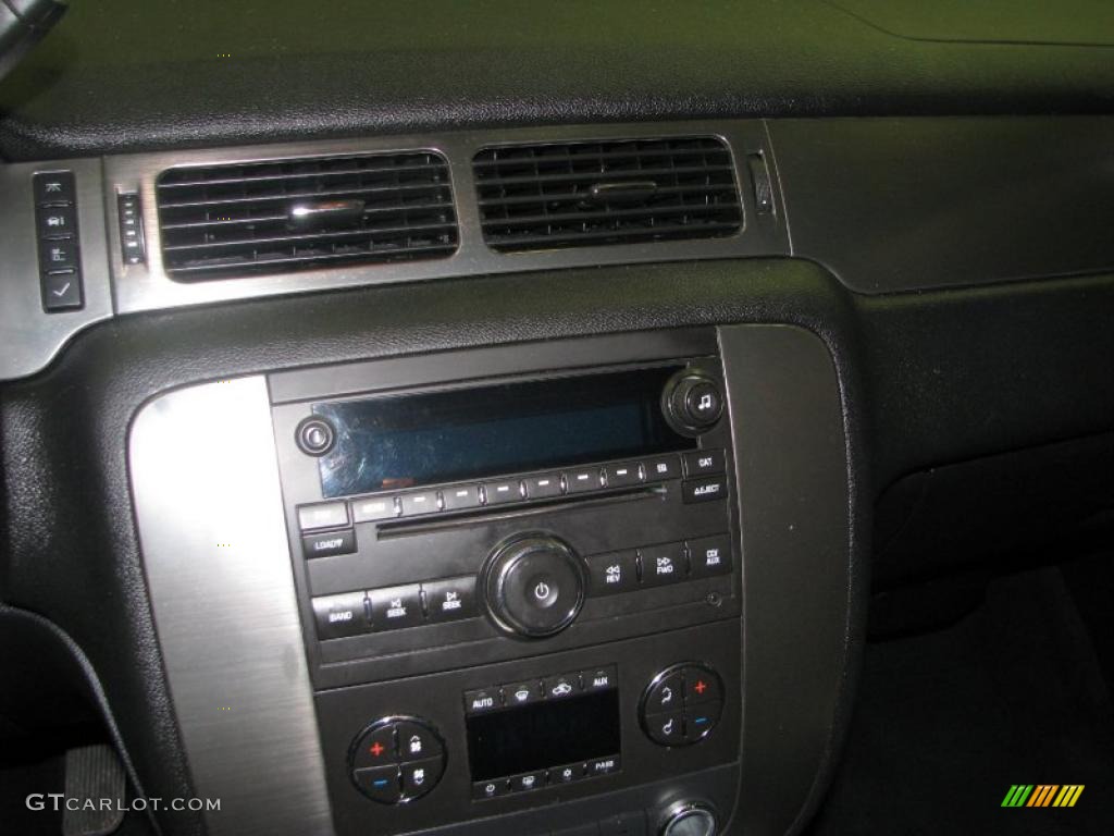 2007 Tahoe Z71 4x4 - Summit White / Ebony photo #36
