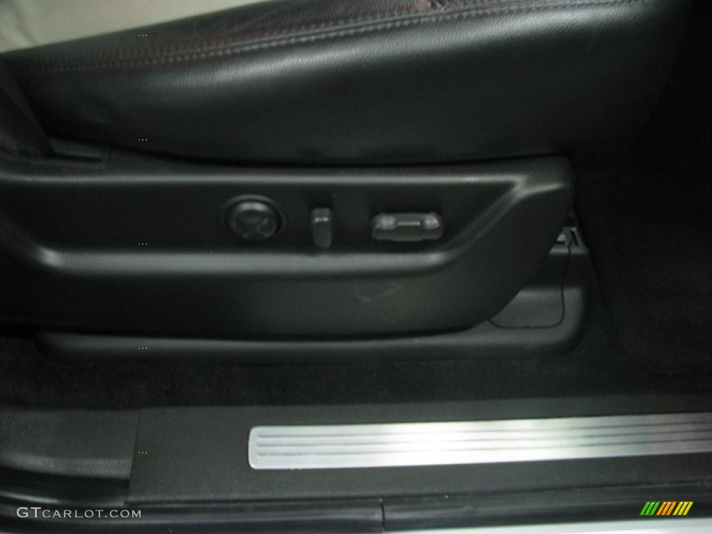 2007 Tahoe Z71 4x4 - Summit White / Ebony photo #51