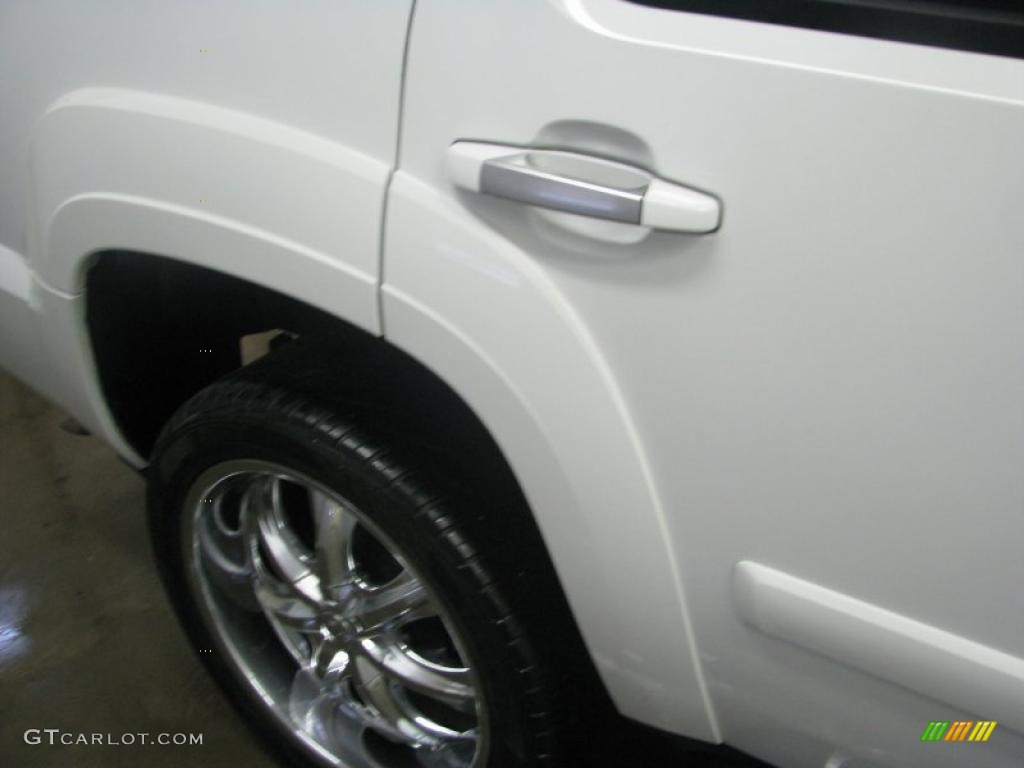 2007 Tahoe Z71 4x4 - Summit White / Ebony photo #54