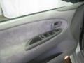 2003 Sunlight Silver Metallic Mazda MPV LX  photo #20