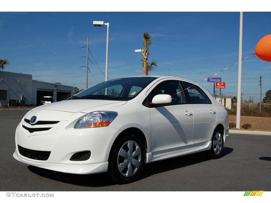 2008 Yaris S Sedan - Polar White / Dark Charcoal photo #1