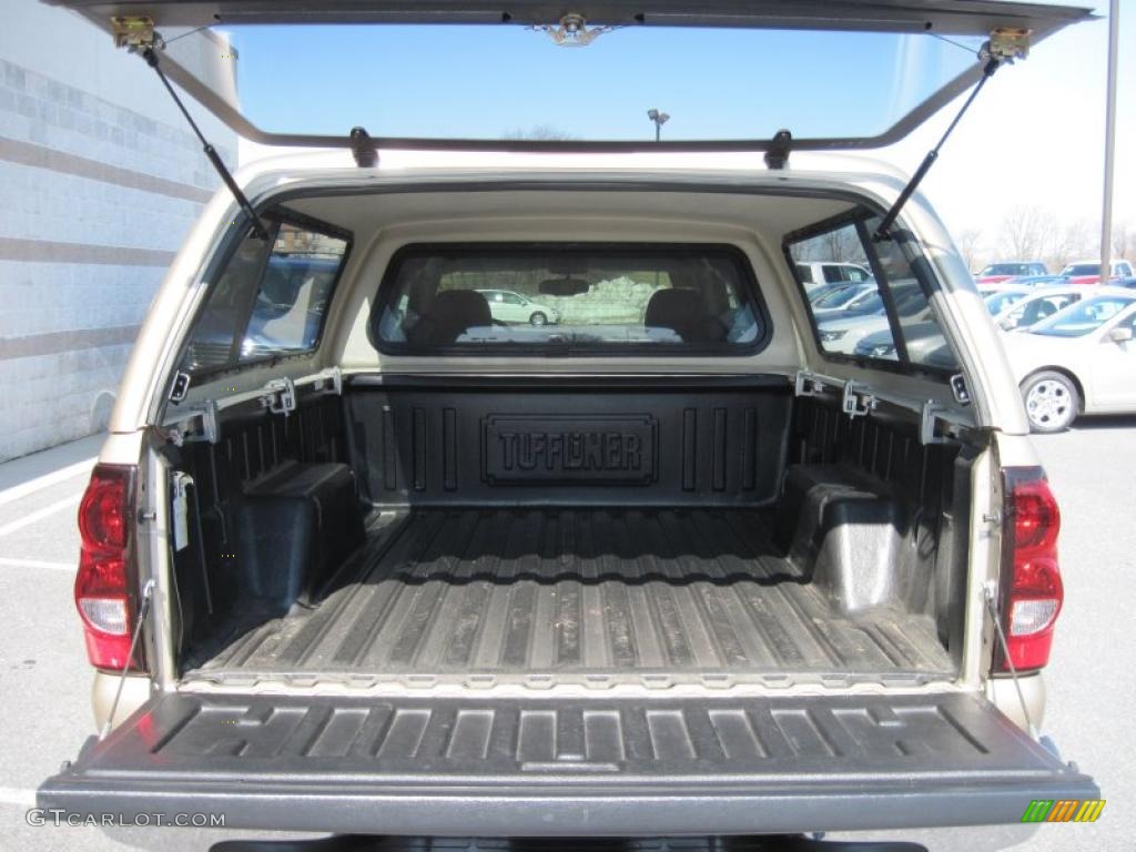 2004 Silverado 1500 LS Extended Cab 4x4 - Silver Birch Metallic / Tan photo #11