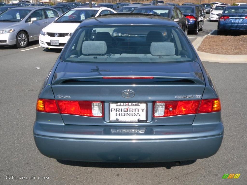 2000 Camry LE - Sailfin Blue Metallic / Gray photo #3