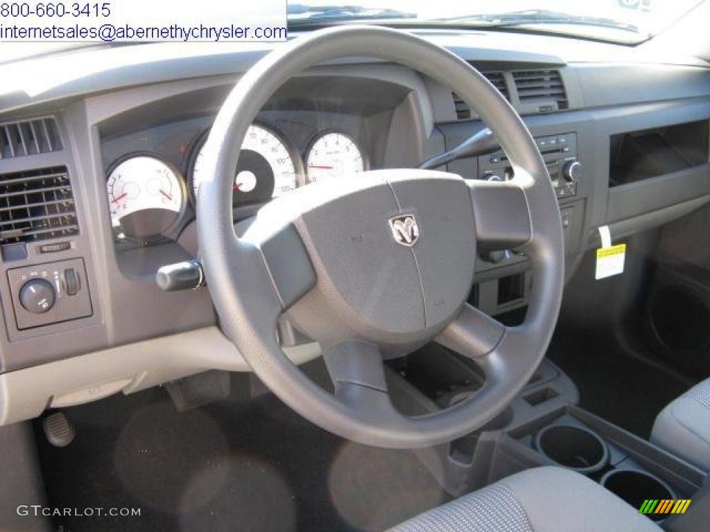 2010 Dakota ST Extended Cab - Inferno Red Crystal Pearl / Dark Slate Gray/Medium Slate Gray photo #7