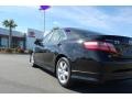 Black - Camry LE Photo No. 4