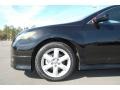 Black - Camry LE Photo No. 5