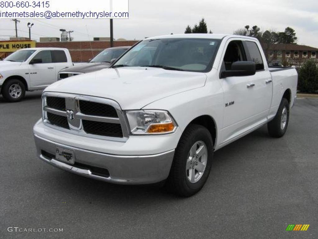 2010 Ram 1500 SLT Quad Cab - Stone White / Dark Slate/Medium Graystone photo #5