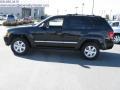 2010 Brilliant Black Crystal Pearl Jeep Grand Cherokee Laredo  photo #1