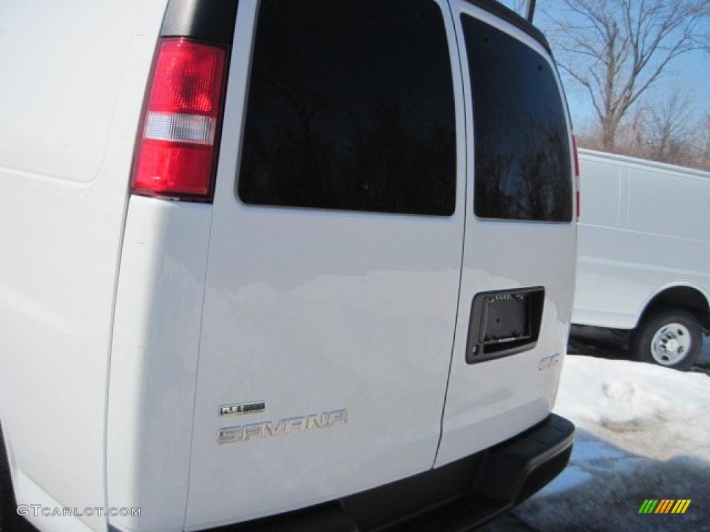 2010 Savana Van 2500 Cargo - Summit White / Medium Pewter photo #5