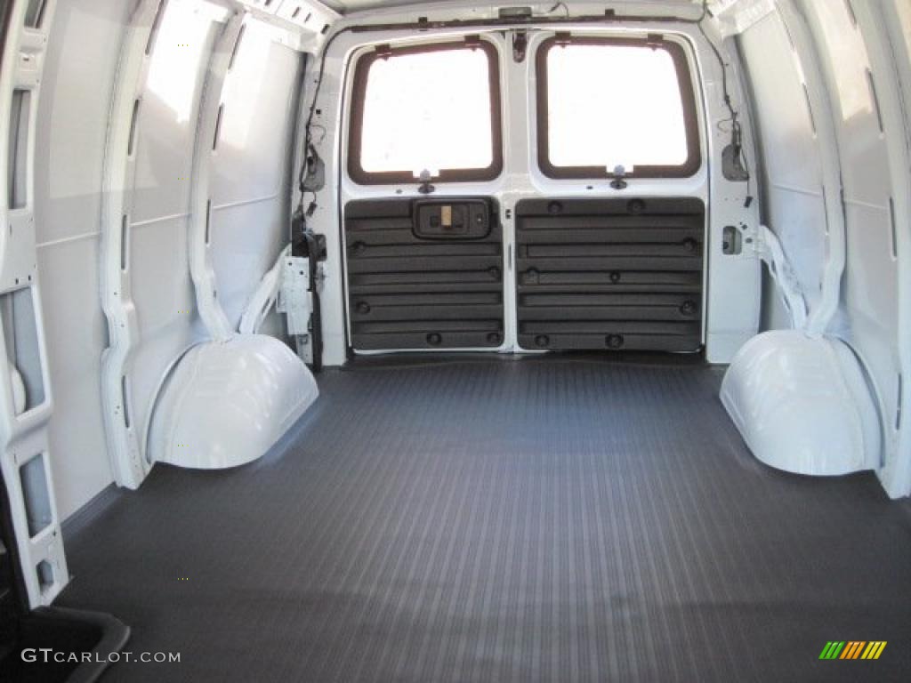 2010 Savana Van 2500 Cargo - Summit White / Medium Pewter photo #8