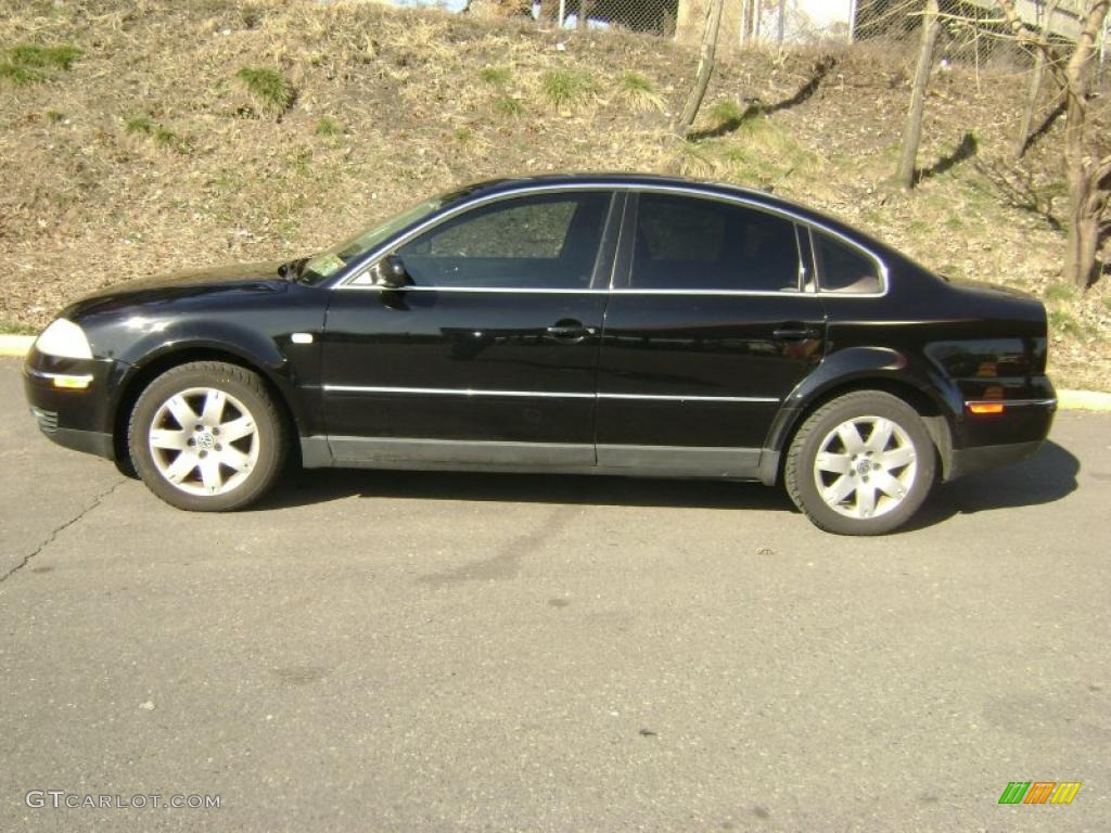 2001 Passat GLX Sedan - Black Magic Pearl / Black photo #2