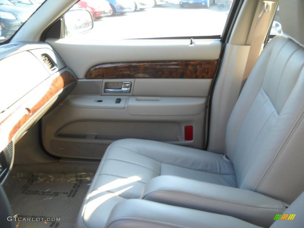 2009 Grand Marquis LS - Smokestone Metallic / Light Camel photo #8