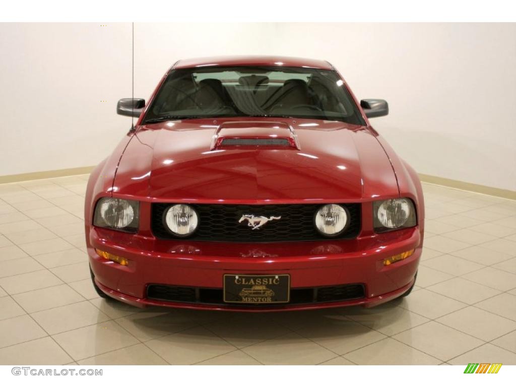 2006 Mustang GT Premium Coupe - Redfire Metallic / Dark Charcoal photo #2