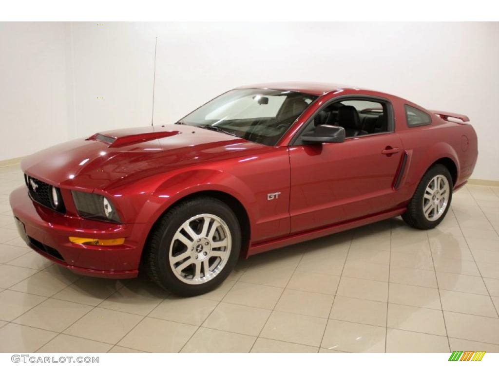 2006 Mustang GT Premium Coupe - Redfire Metallic / Dark Charcoal photo #3