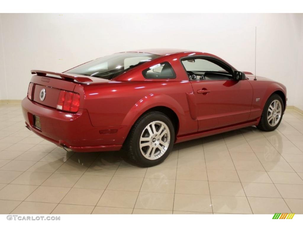2006 Mustang GT Premium Coupe - Redfire Metallic / Dark Charcoal photo #7