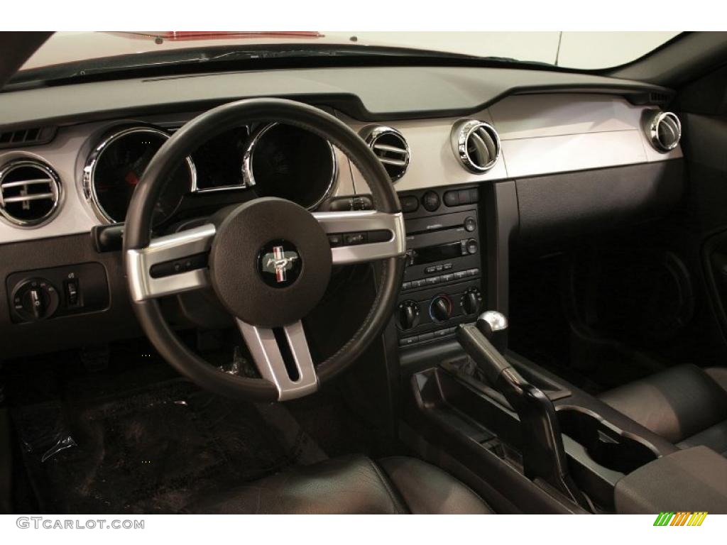 2006 Mustang GT Premium Coupe - Redfire Metallic / Dark Charcoal photo #11