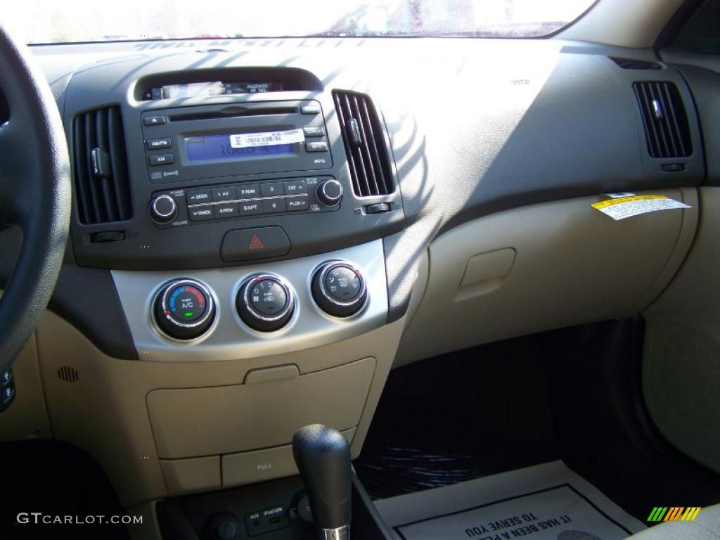 2010 Elantra GLS - Apple Red Pearl / Beige photo #18