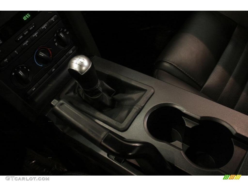 2006 Mustang GT Premium Coupe - Redfire Metallic / Dark Charcoal photo #16