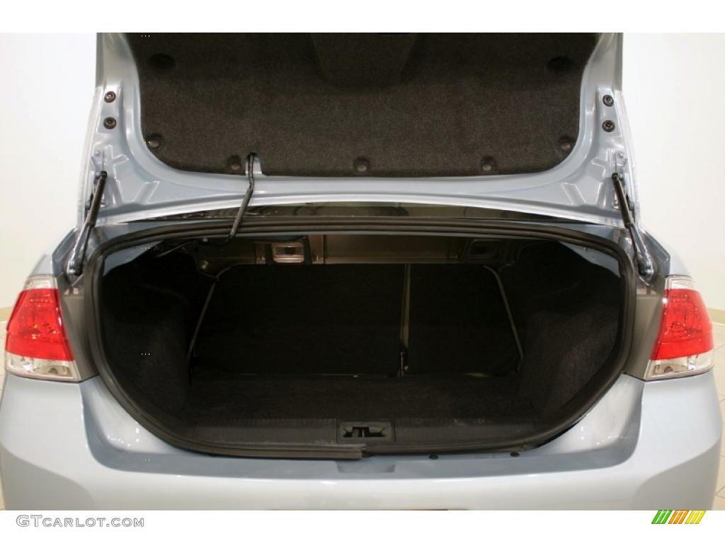 2009 Focus SE Sedan - Light Ice Blue Metallic / Medium Stone photo #20
