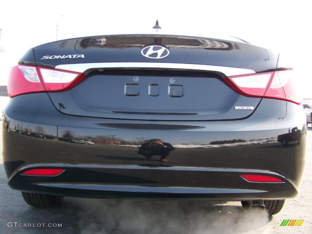 2011 Sonata Limited - Midnight Black / Black photo #6