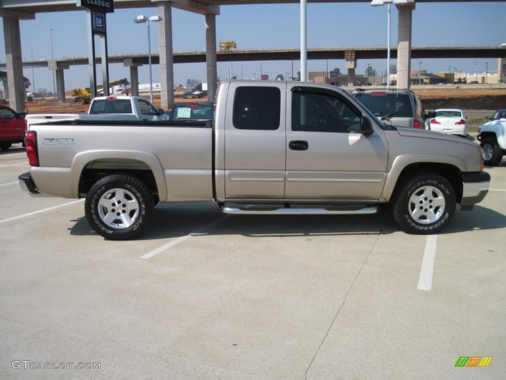 2005 Silverado 1500 LT Extended Cab 4x4 - Silver Birch Metallic / Tan photo #4