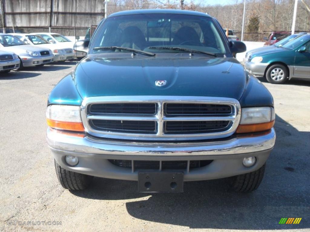 1999 Dakota SLT Regular Cab 4x4 - Emerald Green Pearl / Agate photo #2