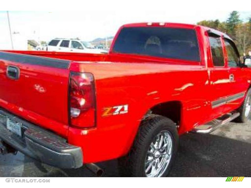 2007 Silverado 1500 Classic Z71 Extended Cab 4x4 - Victory Red / Dark Charcoal photo #4