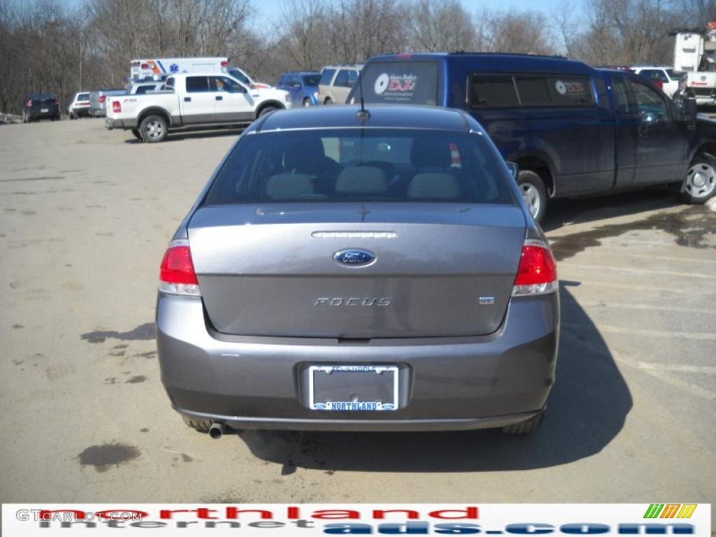 2010 Focus SE Sedan - Sterling Grey Metallic / Charcoal Black photo #7