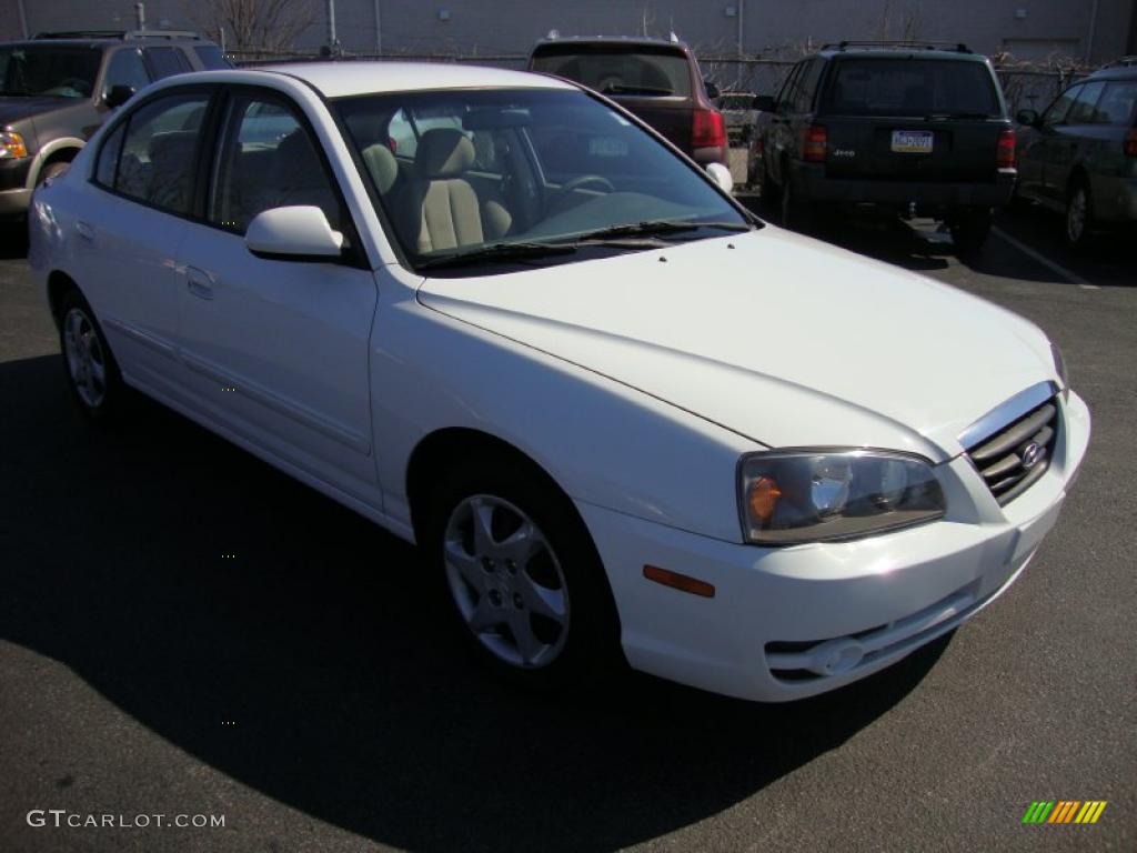 2004 Elantra GLS Sedan - Nordic White / Beige photo #4