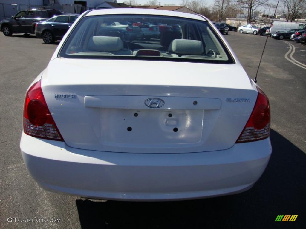 2004 Elantra GLS Sedan - Nordic White / Beige photo #8