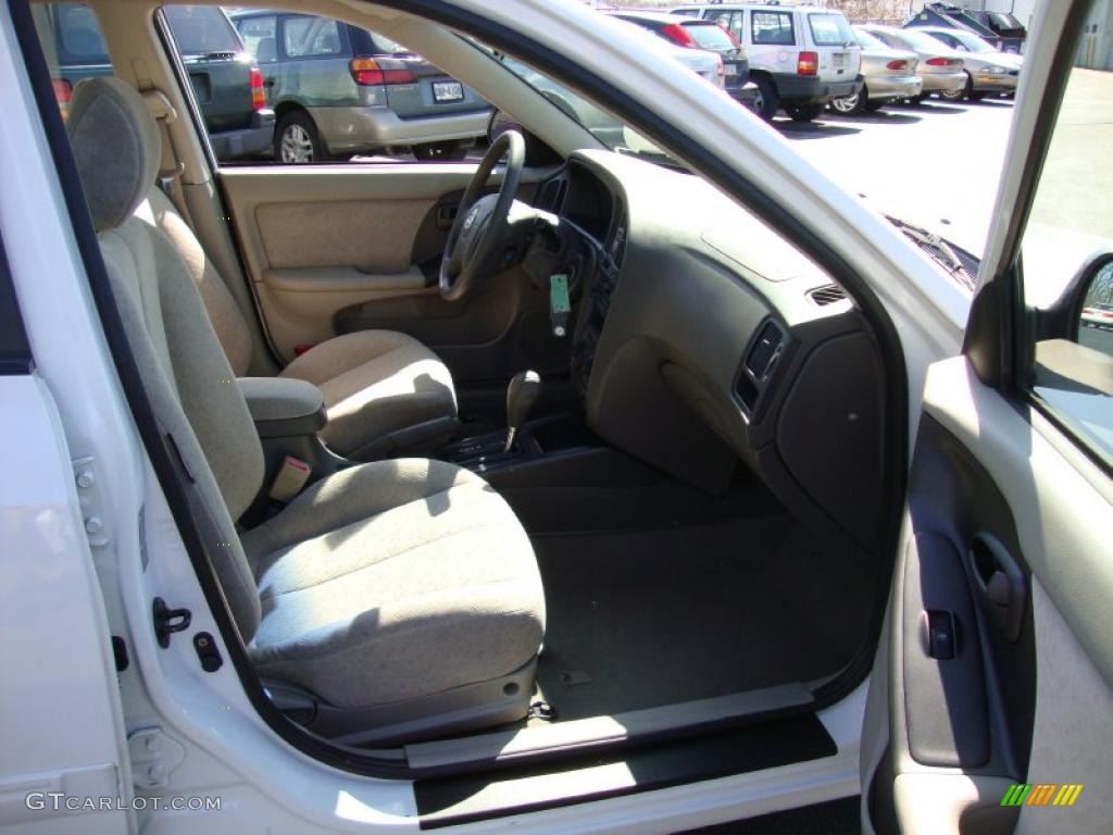 2004 Elantra GLS Sedan - Nordic White / Beige photo #19