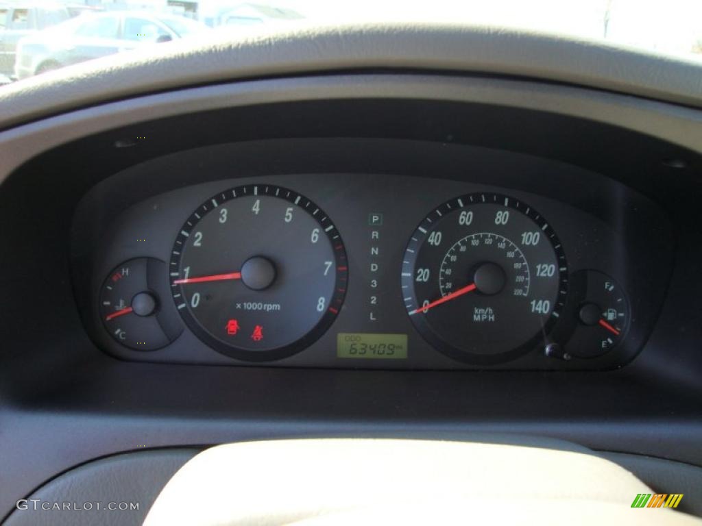 2004 Elantra GLS Sedan - Nordic White / Beige photo #37