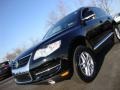 Black Uni - Touareg 2 VR6 Photo No. 1
