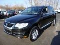 Black Uni - Touareg 2 VR6 Photo No. 2