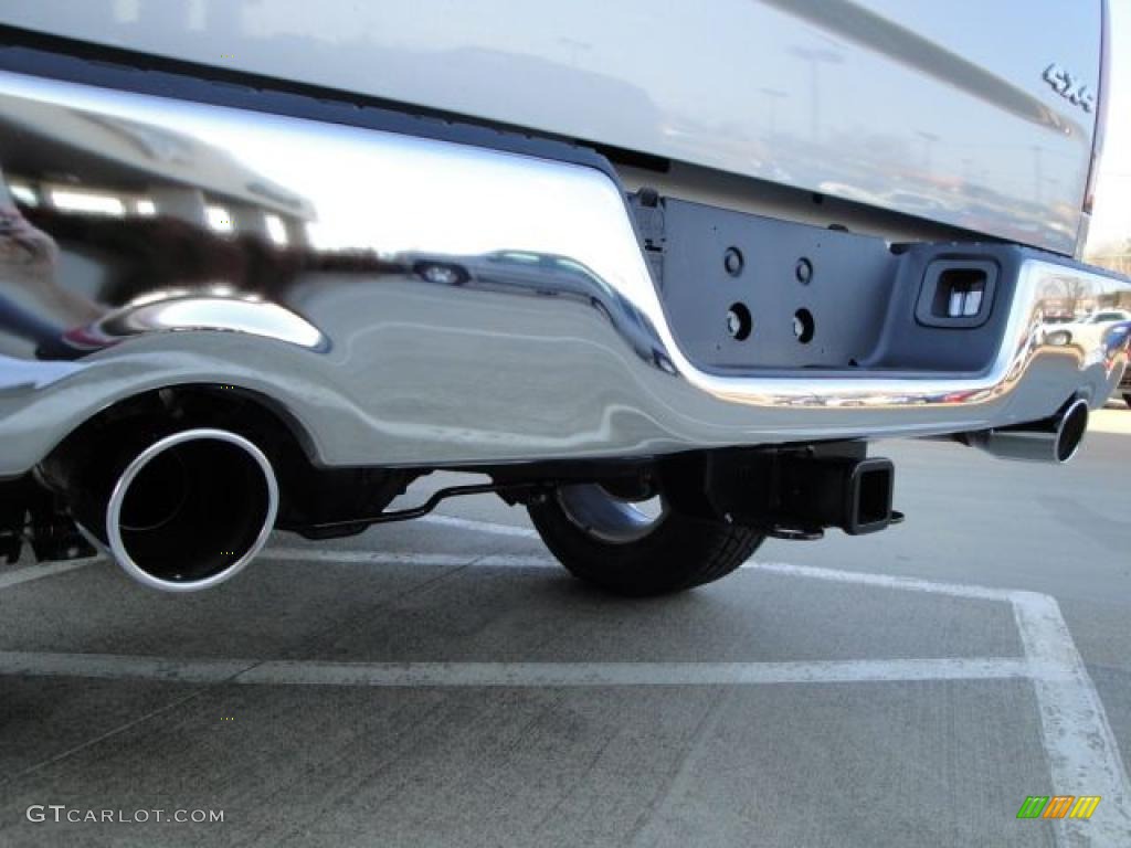 2010 Ram 1500 Big Horn Quad Cab 4x4 - Bright Silver Metallic / Dark Slate/Medium Graystone photo #10